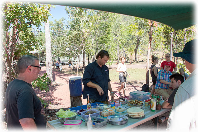 3 Day 4WD Dragonfly Dreaming Top End Camping Tour - Lunch time