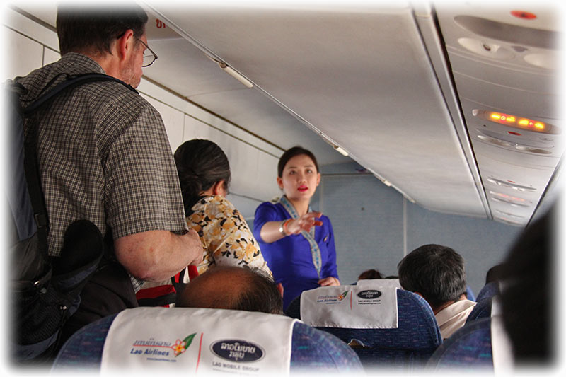 Aladdin's adventure on board Lao Airlines flight QV 205 to Pakse - Visa run to Laos