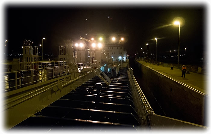 m/t Ternvag - ex m/t Tärnvåg - Boudewijnsluis/ Boudewijn Lock in Port of Antwerp