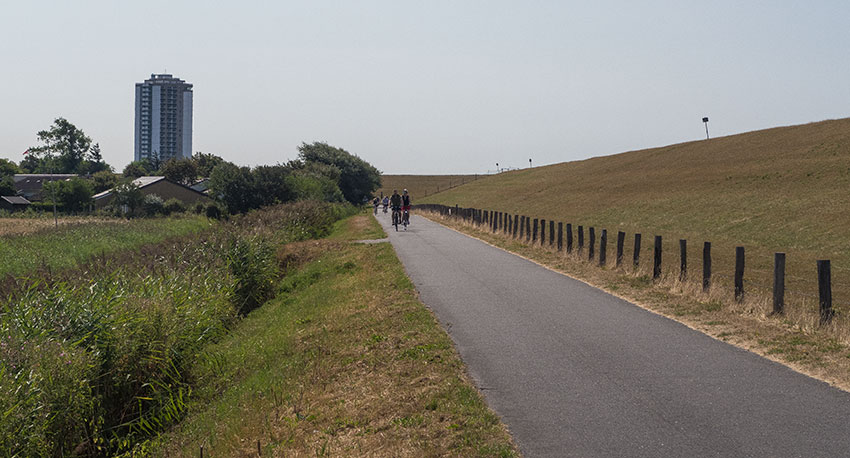 Kiel Canal by bike - Die Mecklenburger Radtour GmbH