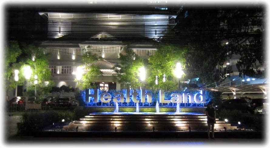 Aladdin's adventure at Health Land in Bangkok / FUNKY TOWN