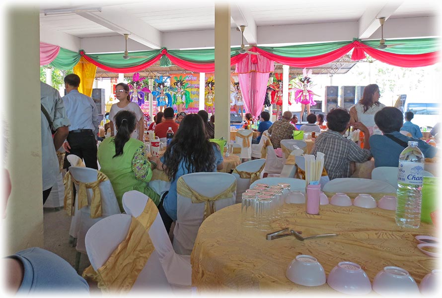 Buddhist Monk Ordination at Wat Kamphaeng, วัดกำแพง in Bang Pa In