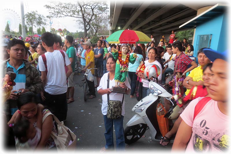 Aladdin's adventure on the feast day of Sto. Niño in Manila