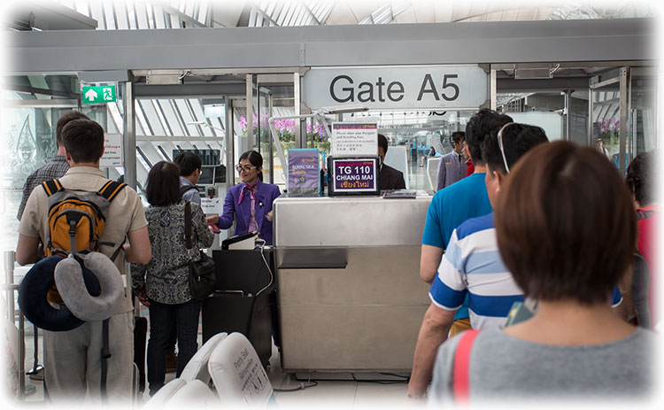 Flying to Chiang Mai with Thai Airways flight TG 110 - Suvarnabhumi International Airport